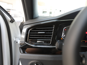 2019380TSI R-Line VI п؅^