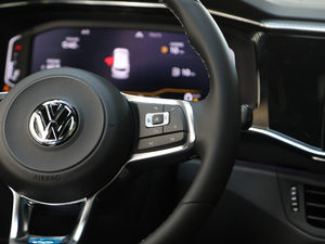 2019380TSI (q)R-Line VI п؅^(q)