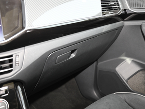 2019330TSI (q)F (gu)VI g