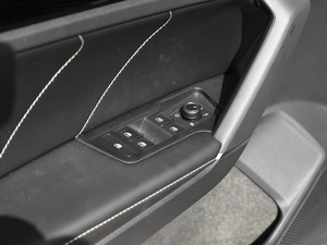 2019330TSI F VI {܇ƅ^	