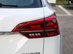 2019330TSI (q)APlus VI β