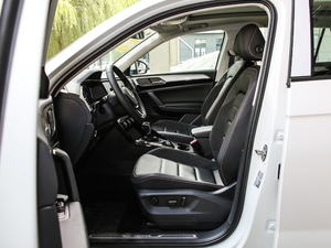 2019330TSI APlus VI ǰſg