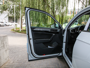 2019330TSI (q)APlus (gu)VI g