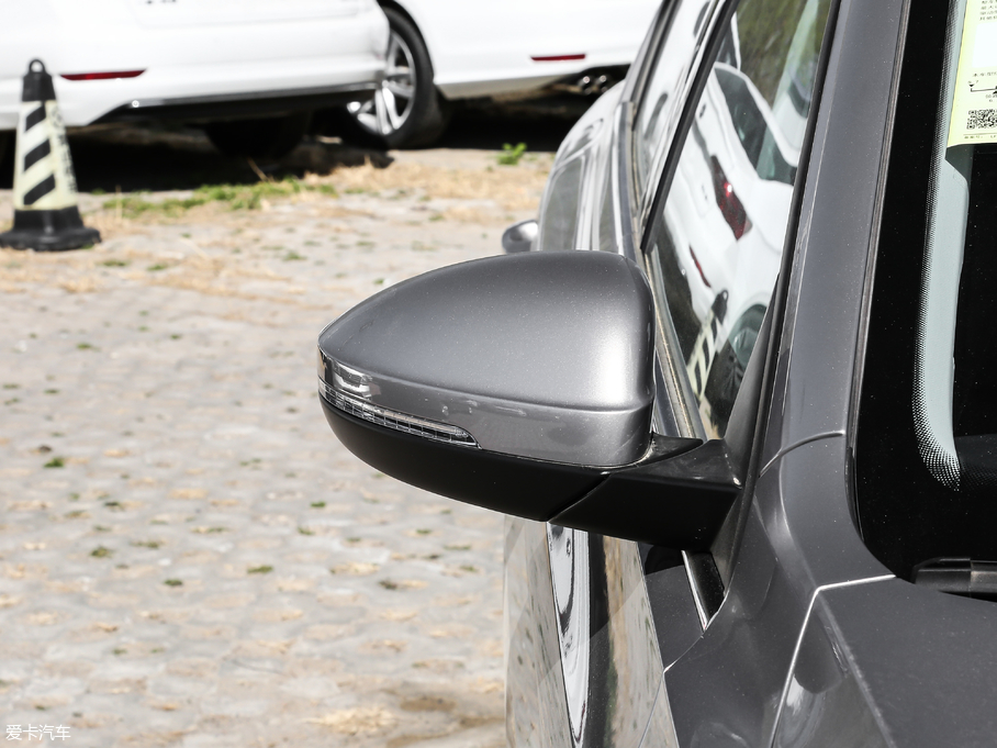 2019 Ŀ 1.5L ԄӾӢ V