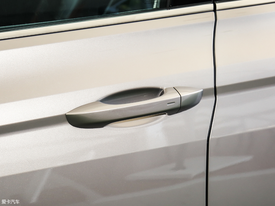 2019(li) Ŀ 1.5L Ԅ(dng)Ӣ (gu)VI