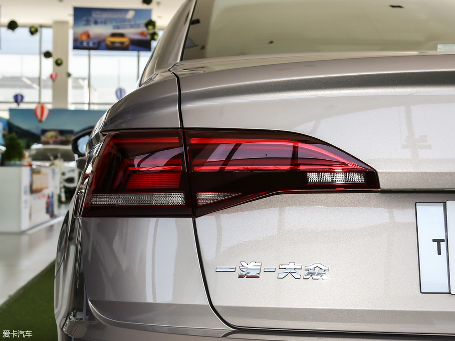 2019(li) Ŀ 1.5L Ԅ(dng)Ӣ (gu)VI