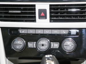 2019280TSI DSGA п؅^