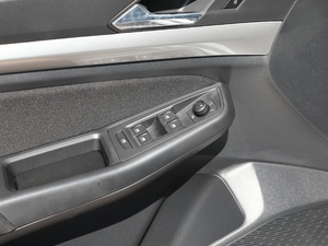 2019Ŀ 1.5L Ԅӕr V {܇ƅ^(q)	