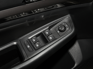 2019Ŀ 1.5L Ԅ(dng)Ӣ (gu)VI {܇ƅ^(q)	