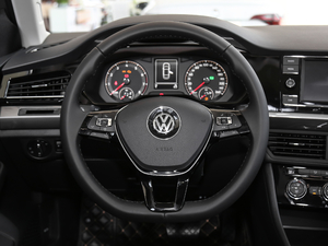 2019Ŀ 1.5L Ԅ(dng)Ӣ (gu)VI P