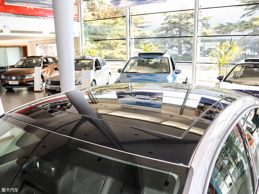 2019CC 330TSI A V