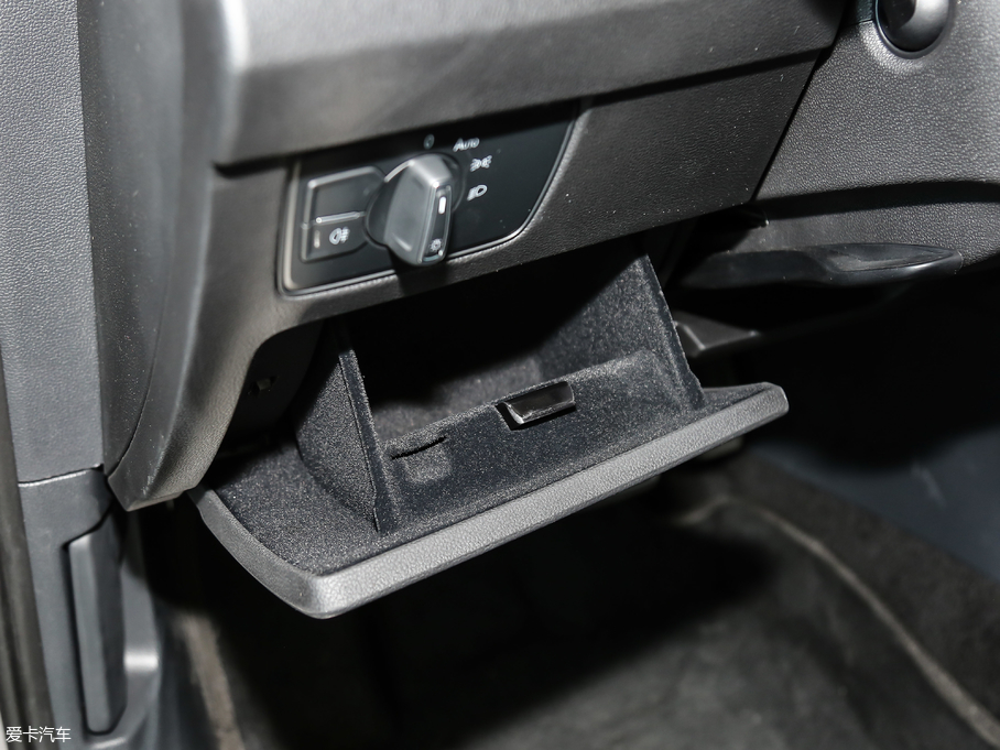 2019CC 330TSI A V