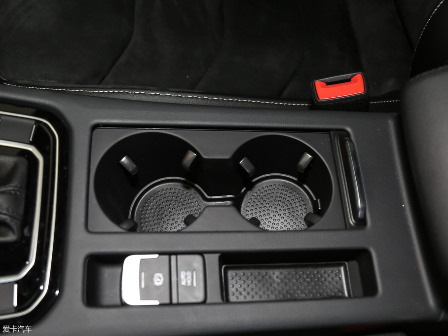 2019CC 330TSI A V