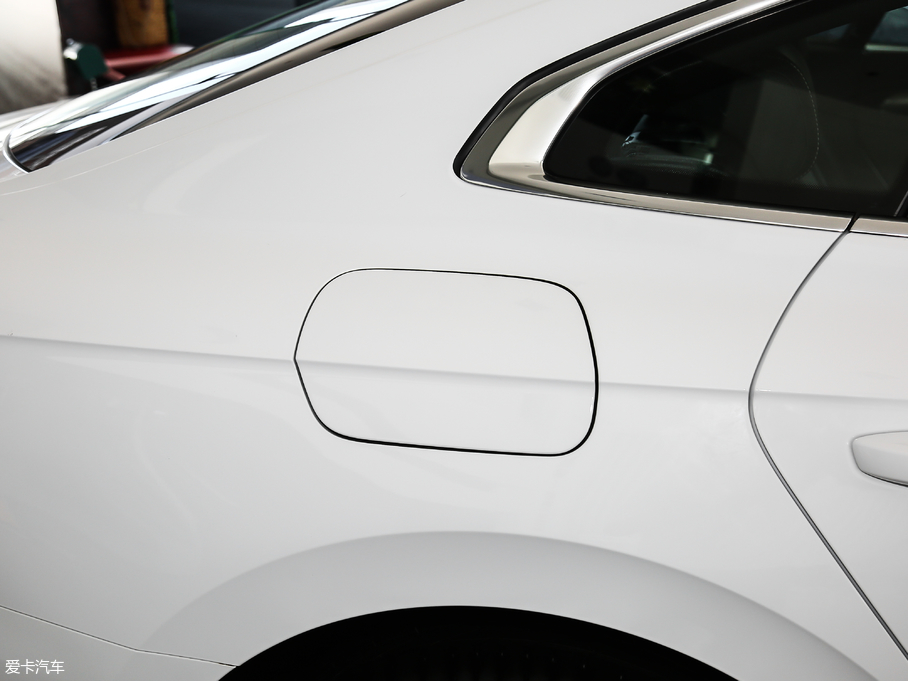 2019���CC 330TSI �A� ��VI