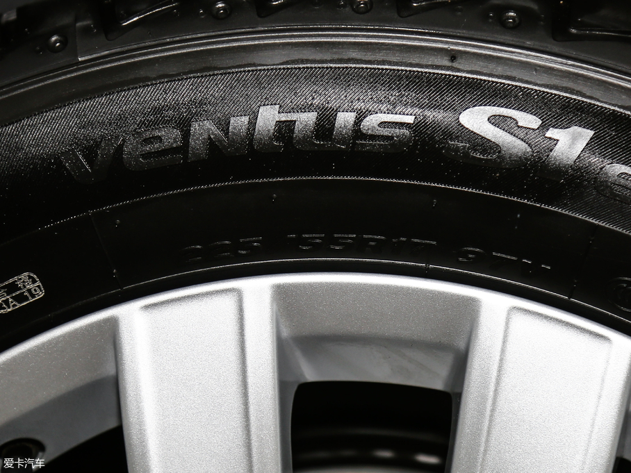 2019���CC 330TSI �A� ��VI