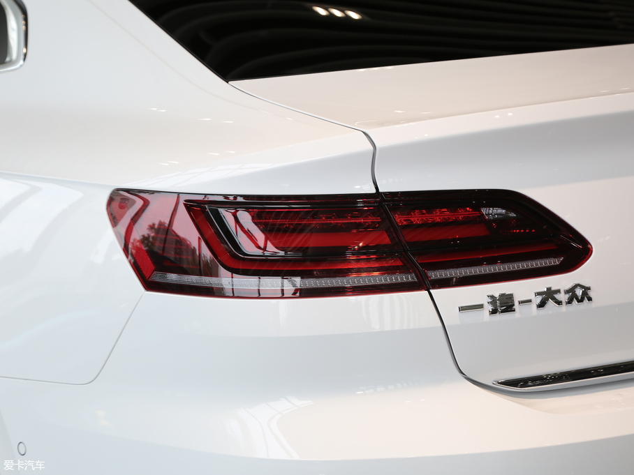 2019CC 330TSI  VI