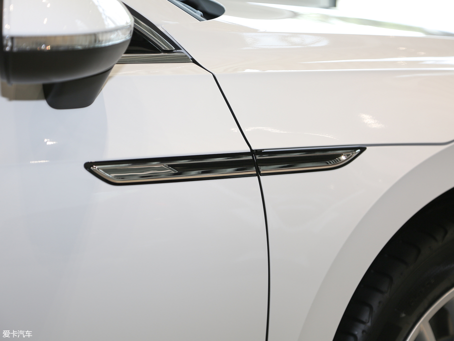 2019CC 330TSI  VI