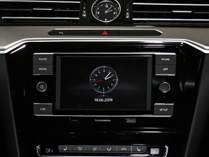 2019款330TSI 华颜版 国VI 音响调节