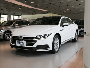 2019款330TSI 魅颜版 国VI 左前45度
