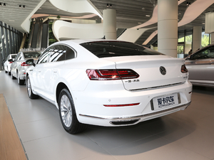 2019款330TSI 魅颜版 国VI 左后45度
