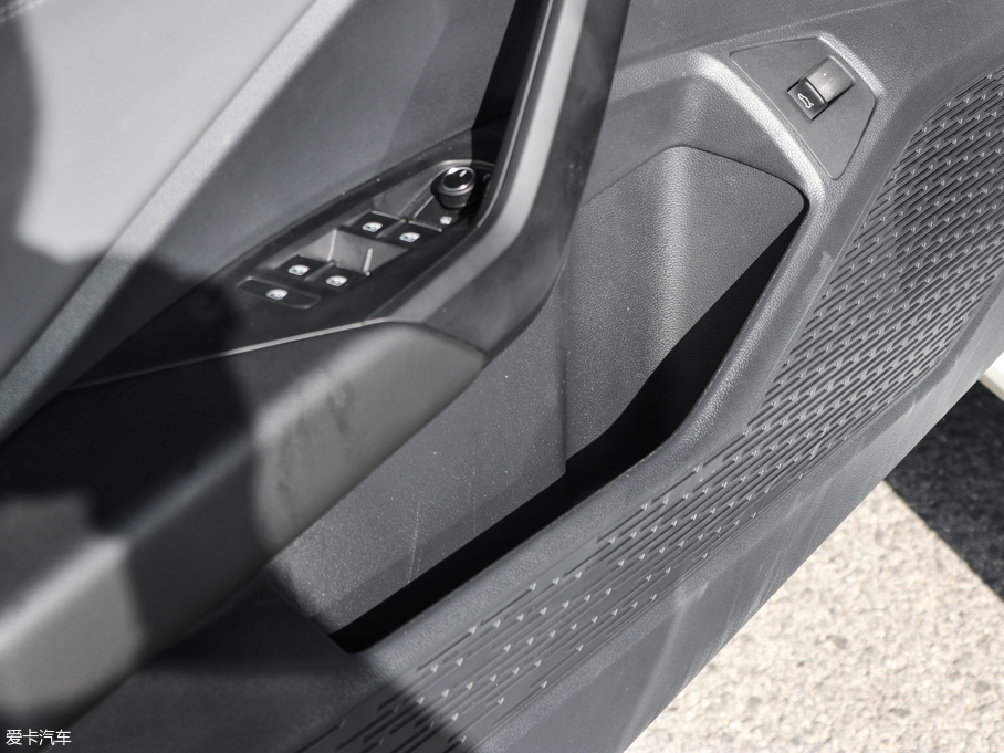 2019�����v 200TSI DSG���m�� ��(gu��)V