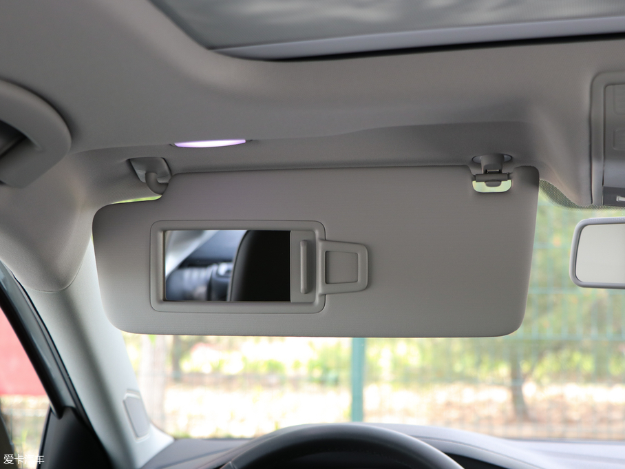 2019�����v 200TSI DSG���m�� ��V