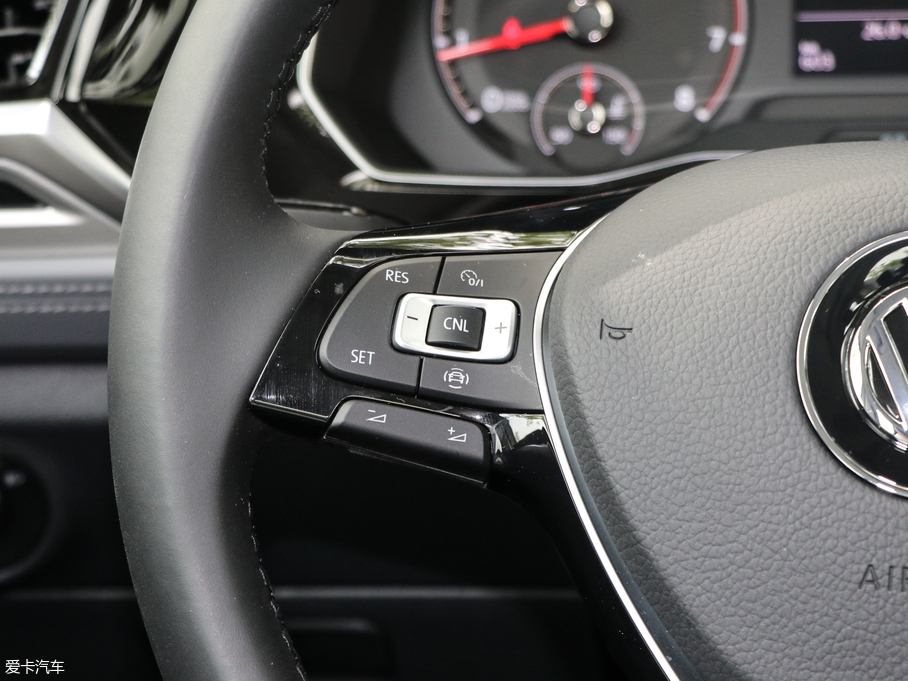 2019�����v 200TSI DSG���m�� ��V