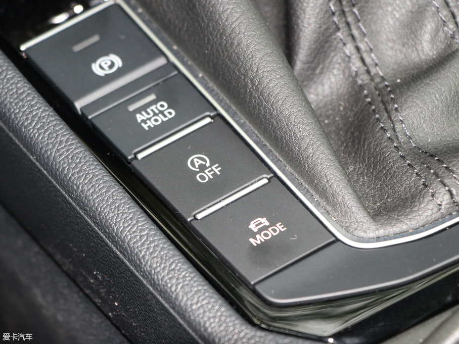 2019�����v 200TSI DSG���m�� ��V