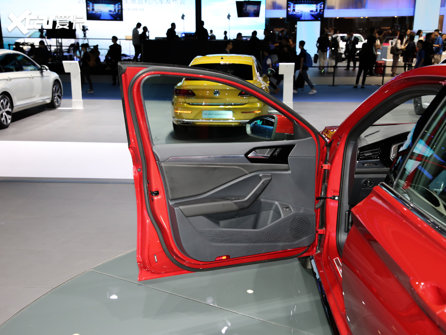 2019v 280TSI DSG R-Line (gu)VI