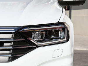 2019款280TSI DSG旗舰型 国V 大灯