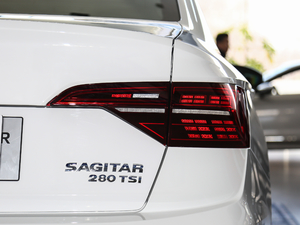2019款280TSI DSG舒适型 国V 尾灯