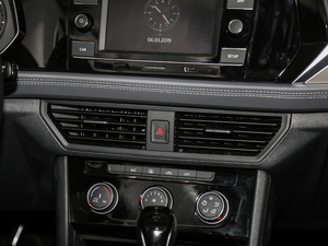 2019280TSI DSGm V {(dio)L(fng)