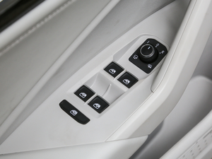 2019280TSI DSGŞ V {܇ƅ^	