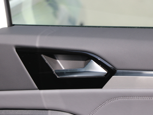 2019200TSI DSGm (gu)V g