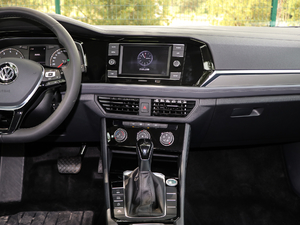 2019款200TSI DSG舒适型 国V 中控台