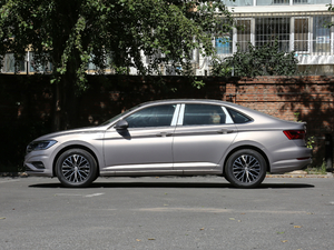 2019款200TSI DSG舒适型 国VI 正侧（左）