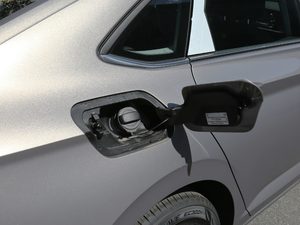 2019款200TSI DSG舒适型 国VI 油箱盖