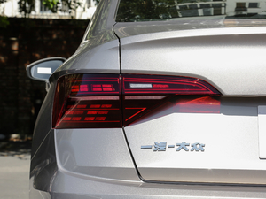 2019200TSI DSGm VI ^