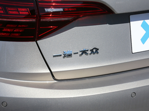 2019200TSI DSGm VI ^