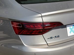 2019200TSI DSGm VI ^