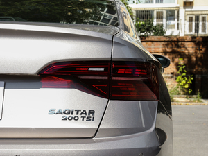 2019款200TSI DSG舒适型 国VI 尾灯