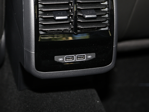 2019200TSI DSGm VI g