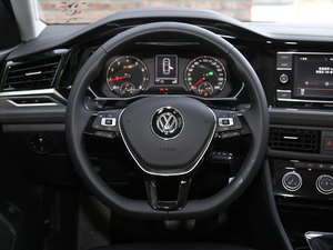 2019款200TSI DSG舒适型 国VI 方向盘