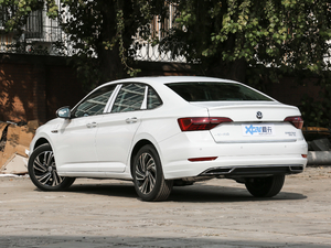 2019款280TSI DSG豪华型 国VI 左后45度