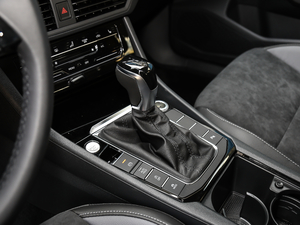 2019款280TSI DSG豪华型 国VI 换挡杆