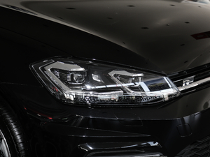 2019280TSI DSG R-Line V ^