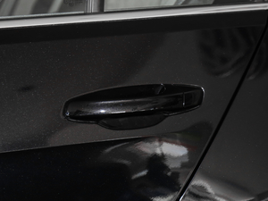 2019280TSI DSG R-Line V ^