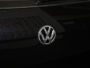 2019280TSI DSG R-Line V ^