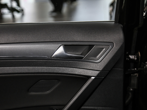 2019280TSI DSG R-Line V g