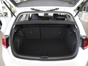 2019款280TSI DSG舒适型 国VI 行李厢空间